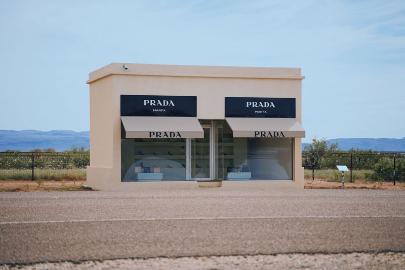 bleisure-prada-marfa bleisure while visiting Prada Marfa