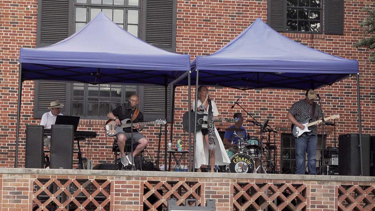 Croakin-Toads-Band_Midland-Texas Croakin Toads Band in Midland, Texas